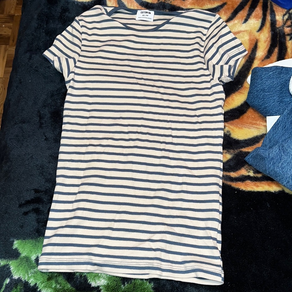 A cotton on top
